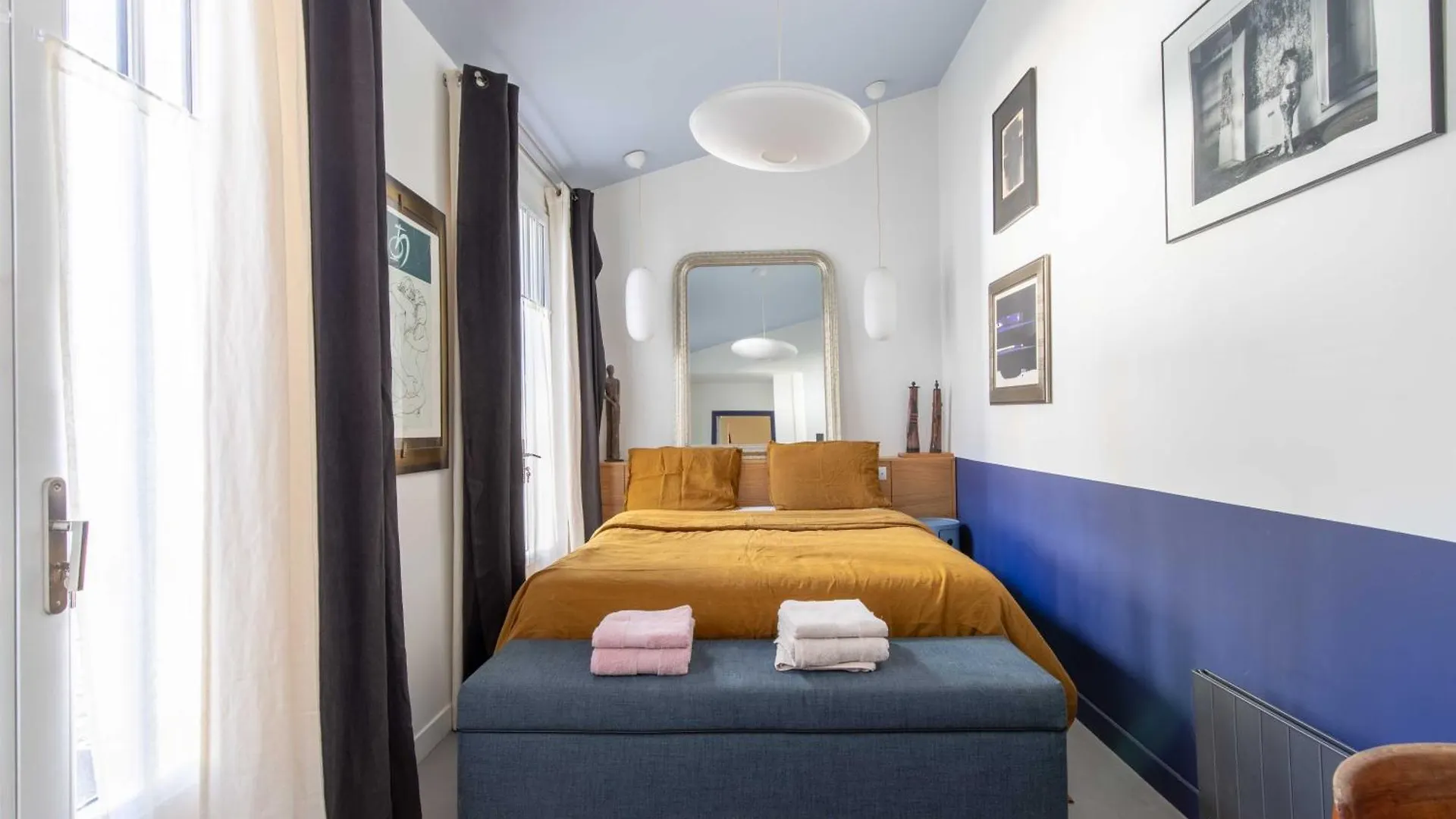 Comme Une Maison Sur L'Ile Saint Louis Παρίσι Διαμέρισμα