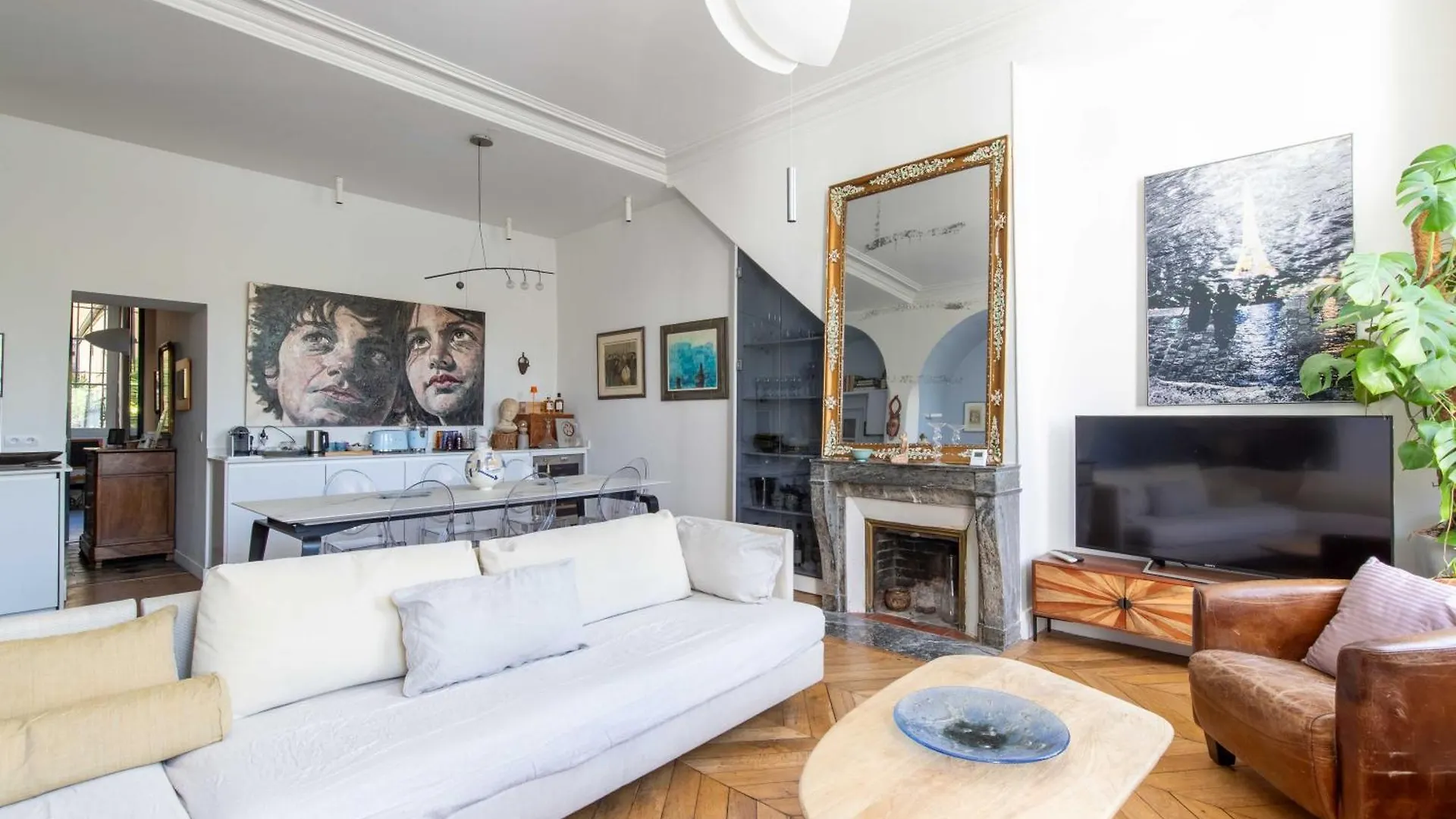 Comme Une Maison Sur L'Ile Saint Louis Παρίσι Γαλλία